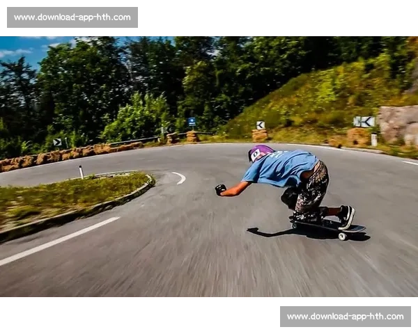 长板速降：速度与伤痕编织的生命竞速