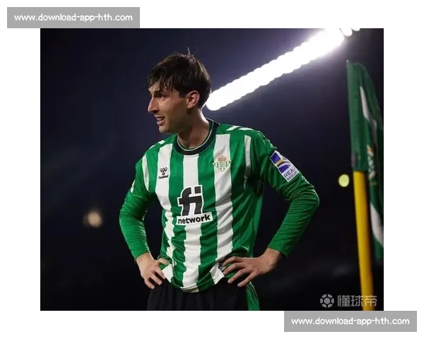 罗马诺：米兰下周正式报价扎卡！1000 万欧交易进入关键谈判阶段