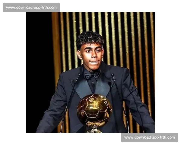 梅西登贝莱世俱杯重逢！赛后勾肩搭背续写兄弟情