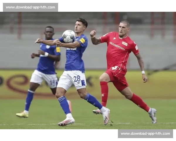 门兴 800 万欧锁定伯尔尼 16 岁双胞胎：右后卫 + 边锋双星创德甲纪录